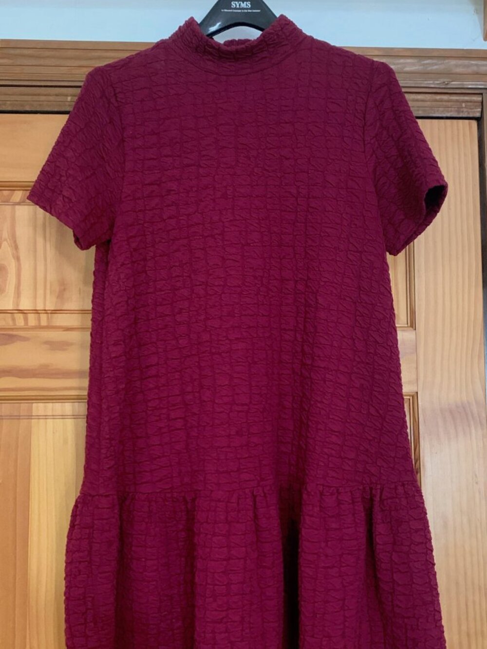 ZARA GIRL LADY WOMAN Female Business Casual Maroon Textured Elegant DRESS Size M